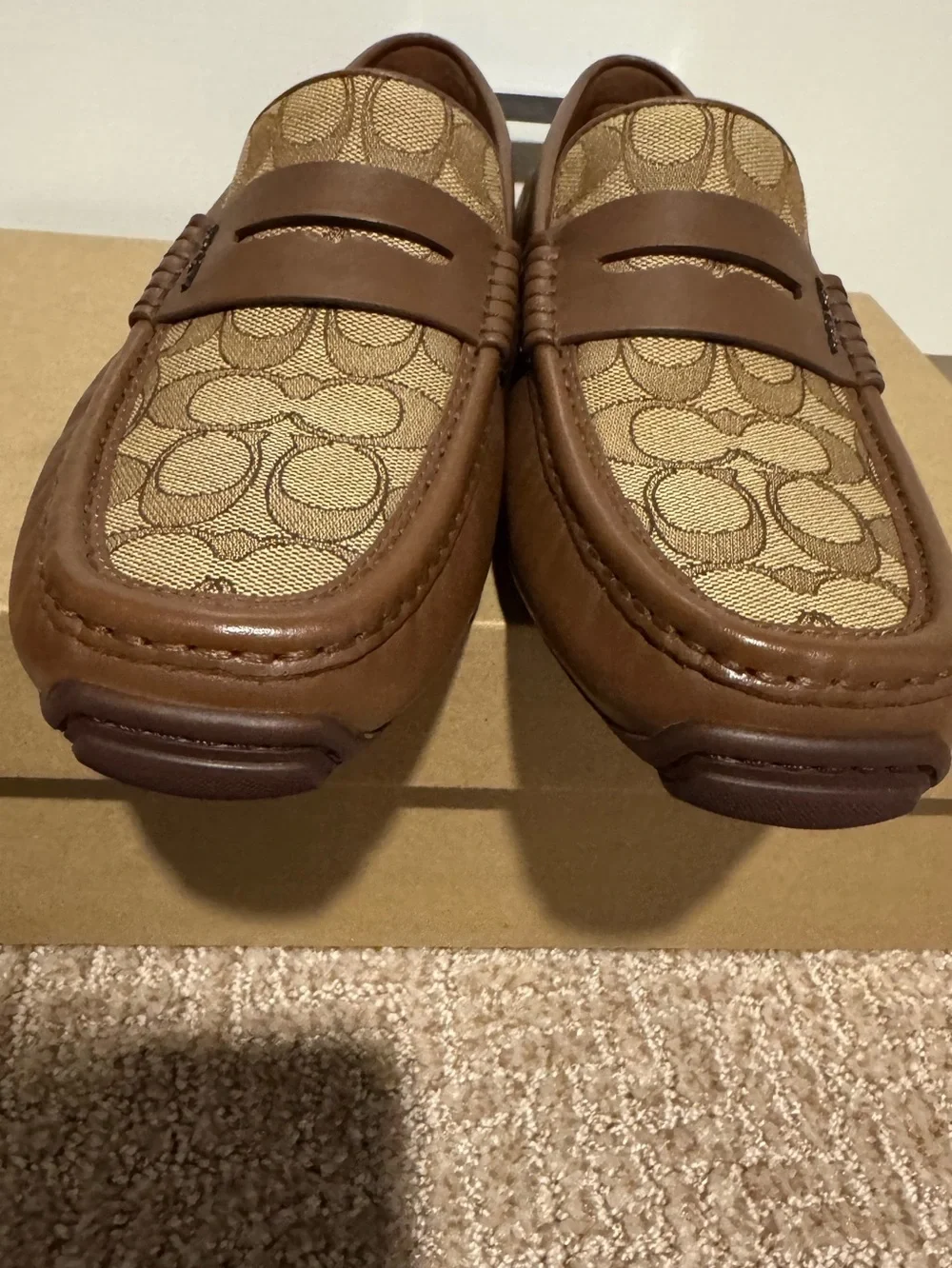 Coach unisex can